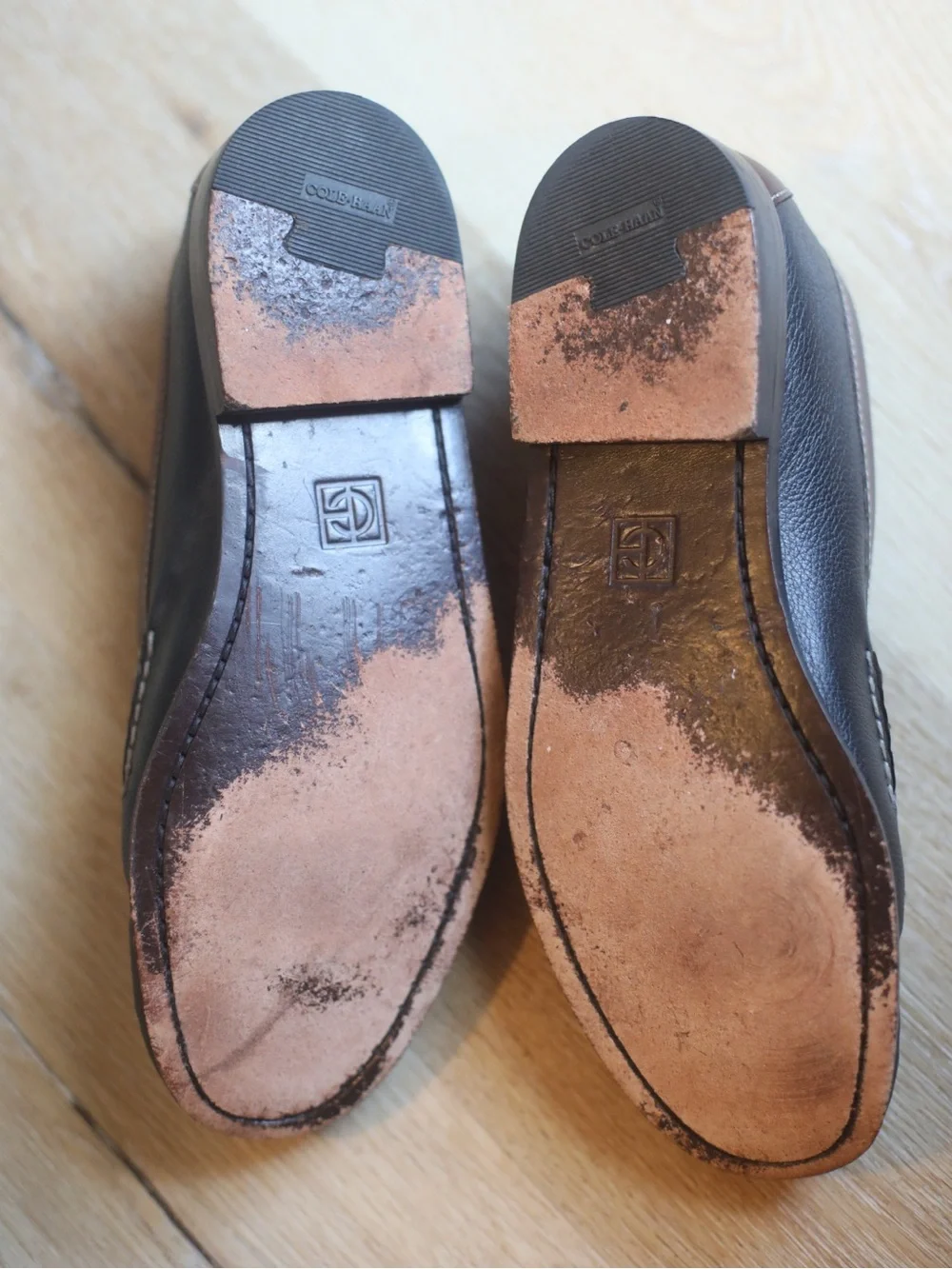 Cole Haan Two-Tone Brown Leather Tassel Loafers 9.5